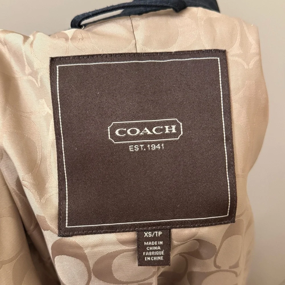 Coach women’s Cotton mid length Trench Coat in black size XS normcore fall